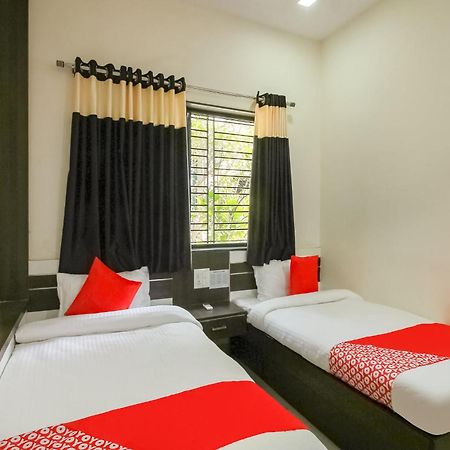 Hotel O Unique Inn Dhule Zewnętrze zdjęcie