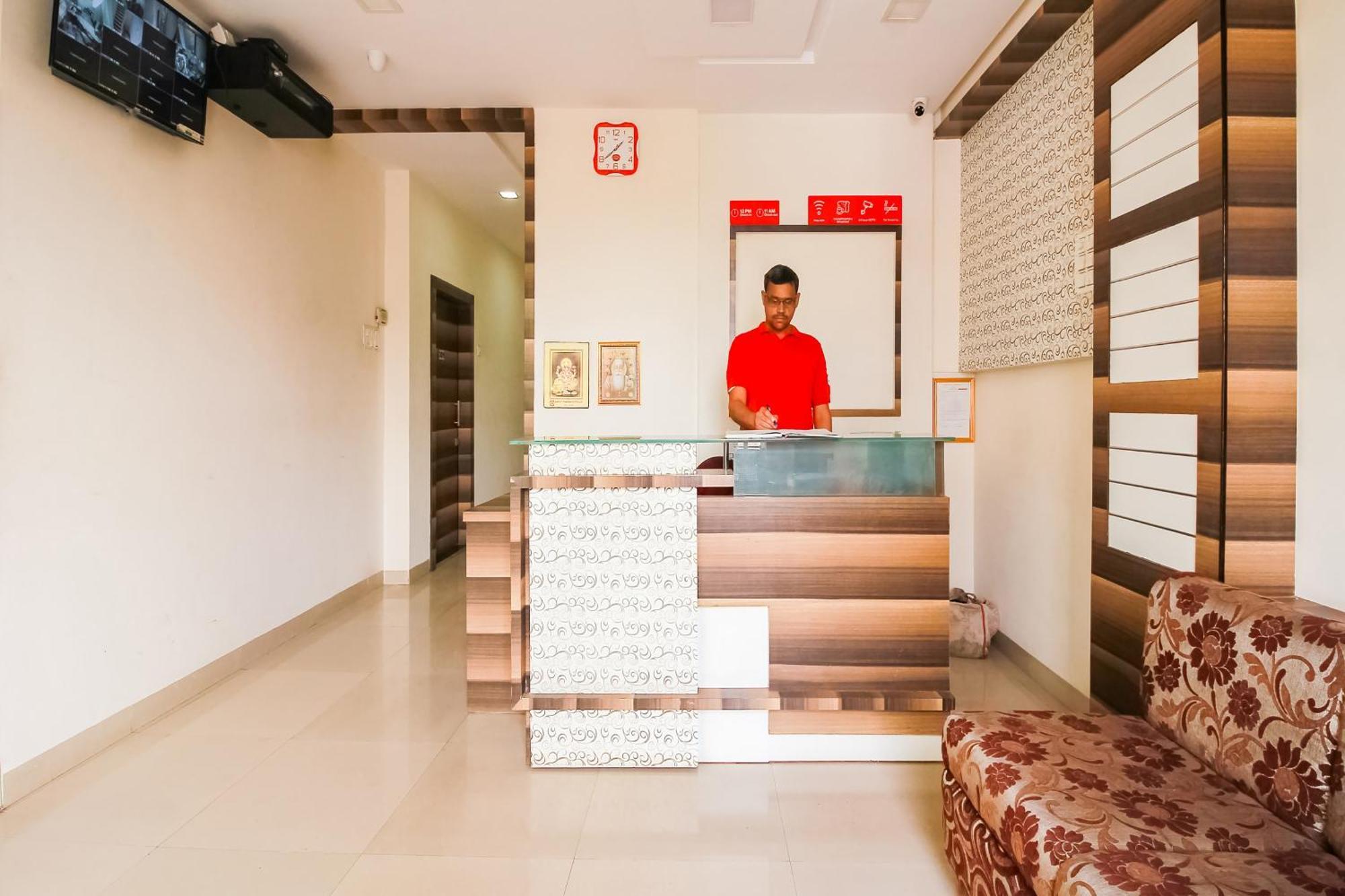 Hotel O Unique Inn Dhule Zewnętrze zdjęcie